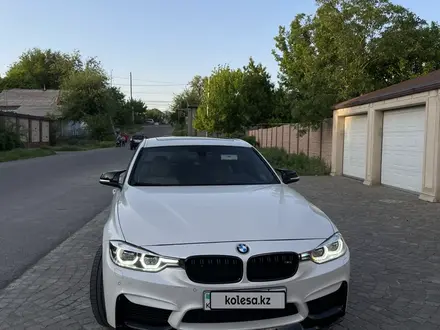 BMW 330 2016 года за 14 500 000 тг. в Шымкент – фото 3