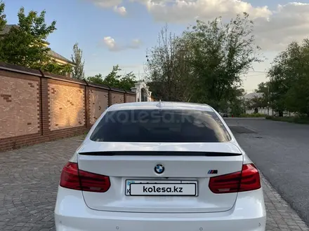 BMW 330 2016 года за 14 500 000 тг. в Шымкент – фото 5