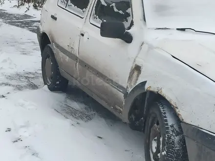 Volkswagen Golf 1994 года за 300 000 тг. в Караганда – фото 3