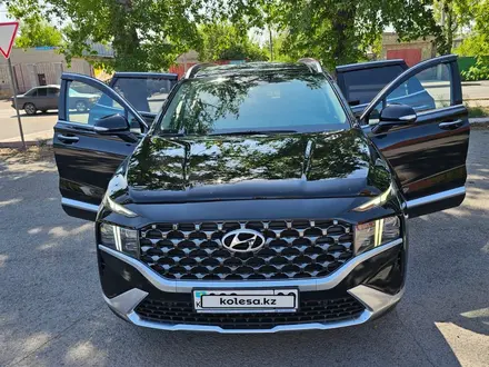 Hyundai Santa Fe 2023 года за 19 300 000 тг. в Караганда – фото 2