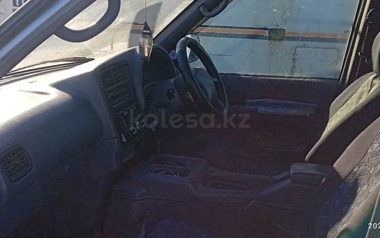 Nissan Serena 1998 годаүшін1 500 000 тг. в Караганда