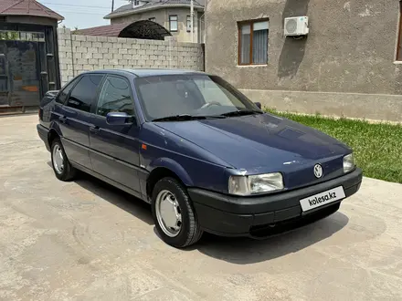 Volkswagen Passat 1993 года за 1 300 000 тг. в Шымкент – фото 3