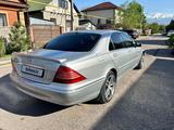 Mercedes-Benz S 320 2000 года за 5 100 000 тг. в Алматы – фото 3