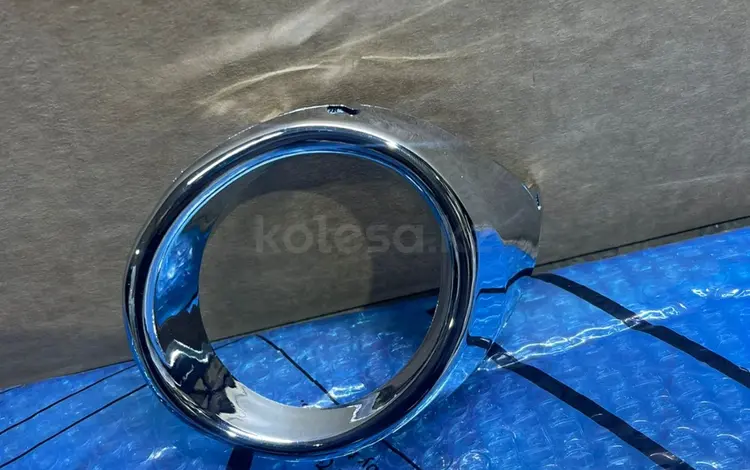 Оправа туманки Lexus ES за 7 000 тг. в Алматы