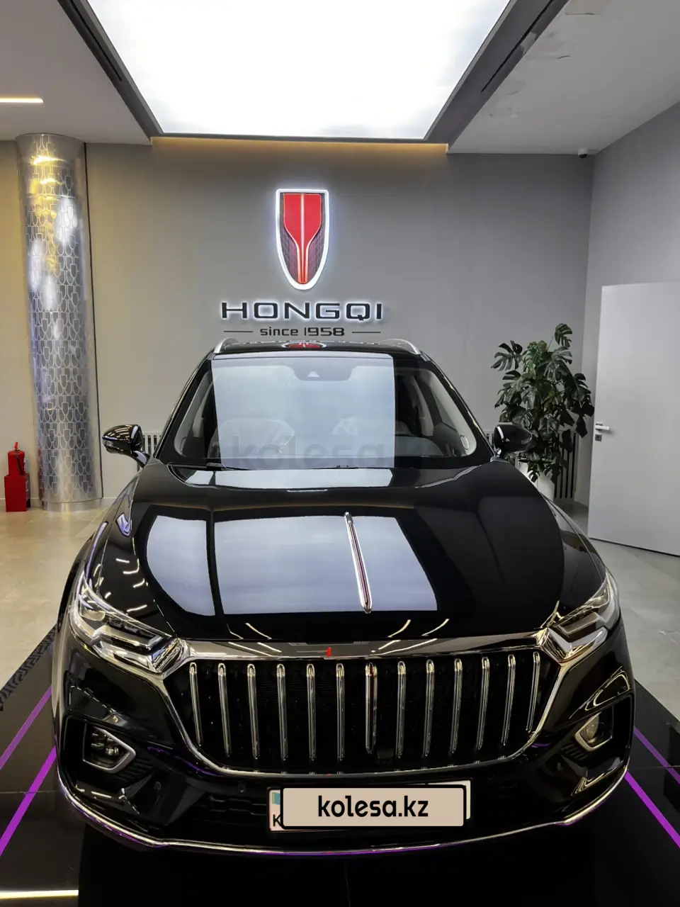 Hongqi HS5, 2024
