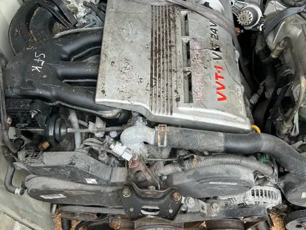 Двигатель акпп 2.4 2az-fe за 100 тг. в Караганда – фото 2