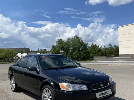 Toyota Camry 2000 года за 3 600 000 тг. в Астана – фото 4