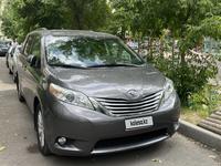 Toyota Sienna 2015 года за 14 700 000 тг. в Алматы