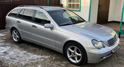 Mercedes-Benz C 180 2002 годаfor4 350 000 тг. в Караганда