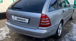 Mercedes-Benz C 180 2002 годаfor4 350 000 тг. в Караганда – фото 4