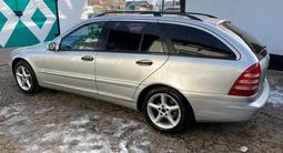 Mercedes-Benz C 180 2002 годаfor4 350 000 тг. в Караганда – фото 5