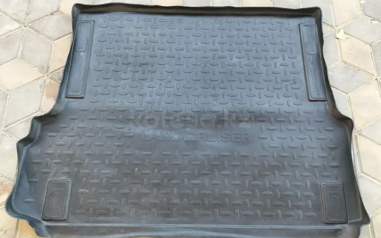 Полик в багажник Тойота Прадо 150 за 14 000 тг. в Алматы