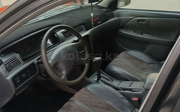 Toyota Camry 2000 года за 3 800 000 тг. в Шымкент