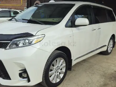 Toyota Sienna 2015 года за 16 750 000 тг. в Кызылорда – фото 2