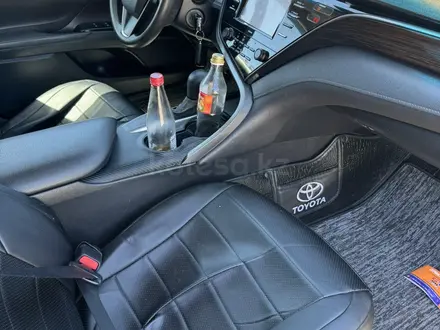Toyota Camry 2020 года за 8 200 000 тг. в Астана – фото 11