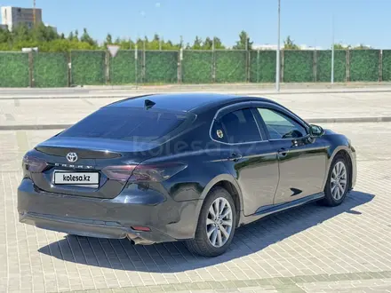 Toyota Camry 2020 года за 8 200 000 тг. в Астана – фото 4