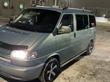 Volkswagen Multivan 2001 года за 4 800 000 тг. в Астана