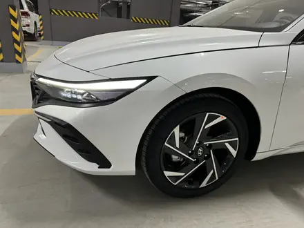 Hyundai Elantra 2024 года за 8 700 000 тг. в Астана – фото 16