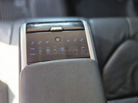 Toyota Camry 2019 года за 11 500 000 тг. в Костанай – фото 14