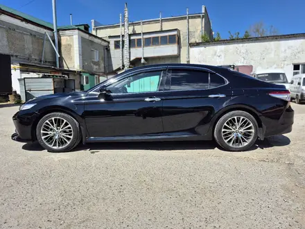 Toyota Camry 2019 года за 11 500 000 тг. в Костанай – фото 7
