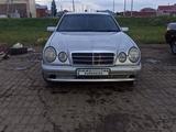 Mercedes-Benz E 220 1996 годаүшін1 400 000 тг. в Костанай – фото 2