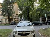 Chevrolet Cruze 2013 годаүшін4 500 000 тг. в Алматы – фото 2