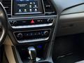 Hyundai Sonata Premium 2017 года за 8 000 000 тг. в Алматы – фото 7