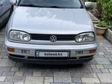 Volkswagen Golf 1998 года за 2 400 000 тг. в Алматы