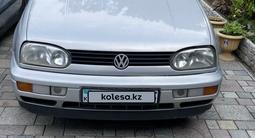Volkswagen Golf 1998 года за 2 200 000 тг. в Алматы
