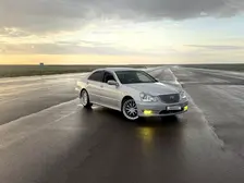Toyota Crown Majesta, 2006