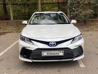 Toyota Camry 2022 года за 21 000 000 тг. в Астана