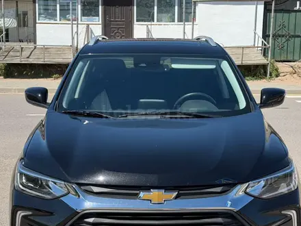 Chevrolet Tracker 2023 года за 7 700 000 тг. в Алматы – фото 2