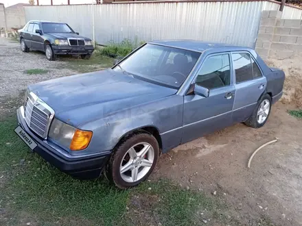 Mercedes-Benz E 200 1992 года за 750 000 тг. в Тараз – фото 7