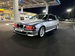 BMW 528
