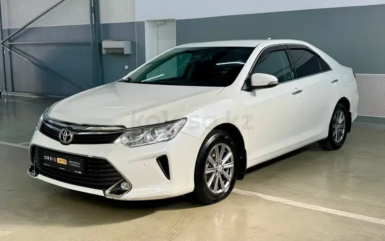 Toyota Camry 2017 годаүшін10 190 000 тг. в Актобе