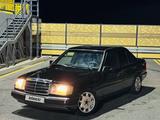 Mercedes-Benz E 230 1990 годаfor977 777 тг. в Кызылорда