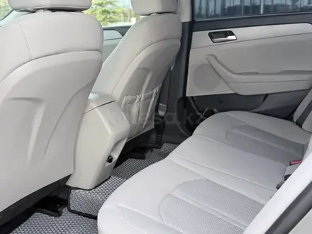 Hyundai Sonata 2019 года за 5 200 000 тг. в Уральск – фото 22
