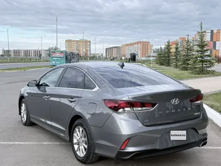 Hyundai Sonata 2019 года за 5 200 000 тг. в Уральск – фото 8