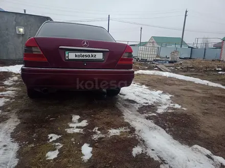 Mercedes-Benz C 180 1996 года за 1 800 000 тг. в Актобе – фото 9