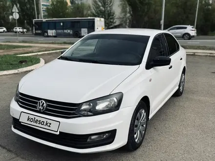 Volkswagen Polo 2017 года за 5 750 000 тг. в Уральск – фото 2