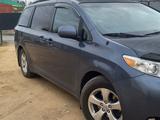 Toyota Sienna 2013 года за 11 500 000 тг. в Атырау – фото 5