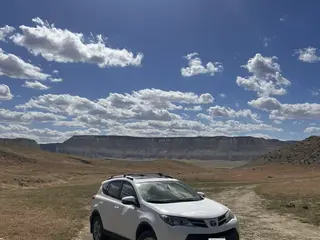 Toyota RAV4, 2014