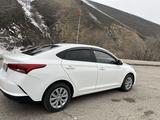 Hyundai Accent 2022 года за 7 300 000 тг. в Алматы – фото 3
