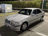 Mercedes-Benz C 200 2000 годаүшін2 500 000 тг. в Атырау – фото 2
