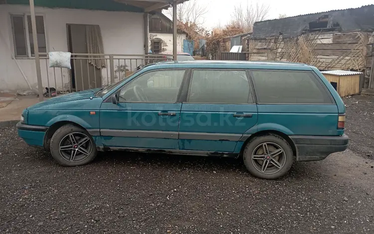 Volkswagen Passat 1992 годаfor1 200 000 тг. в Караганда