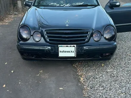 Mercedes-Benz E 280 2000 года за 4 100 000 тг. в Караганда – фото 3