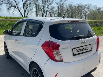 Chevrolet Spark 2018 года за 4 350 000 тг. в Алматы – фото 18