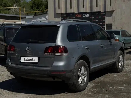 Volkswagen Touareg 2008 года за 7 000 000 тг. в Астана – фото 4