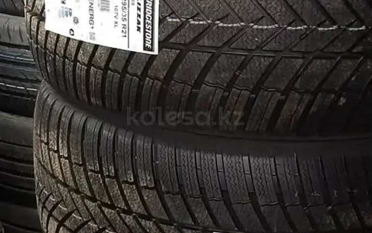 Bridgestone Blizzak LM-005 295/35 R21 и 255/40 R21 107V за 350 000 тг. в Алматы