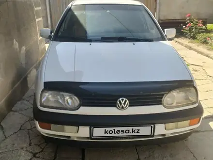 Volkswagen Golf 1995 года за 2 000 000 тг. в Алматы